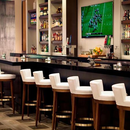 Отель Marriott Columbus Osu Экстерьер фото