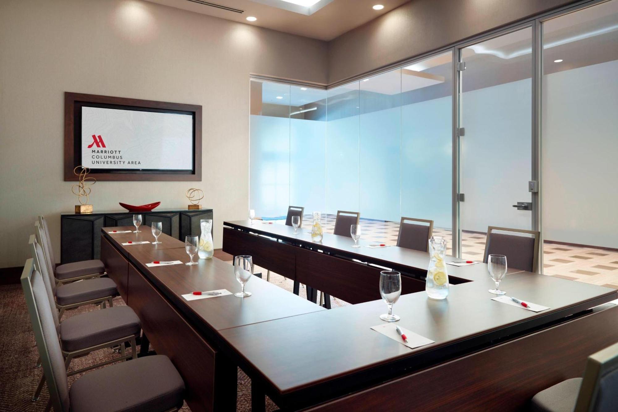 Отель Marriott Columbus Osu Экстерьер фото