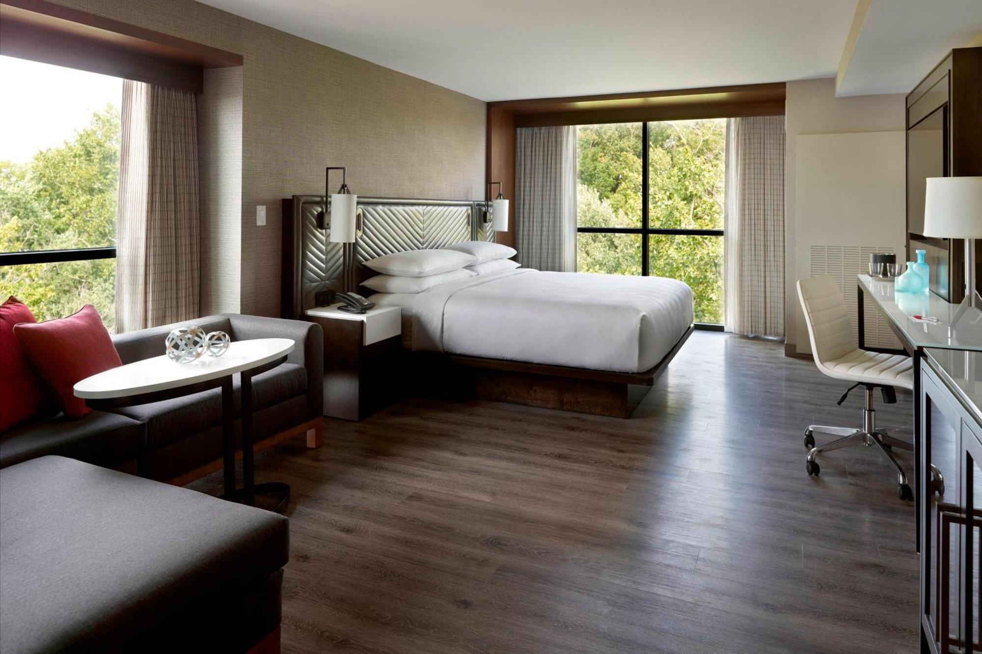 Отель Marriott Columbus Osu Экстерьер фото