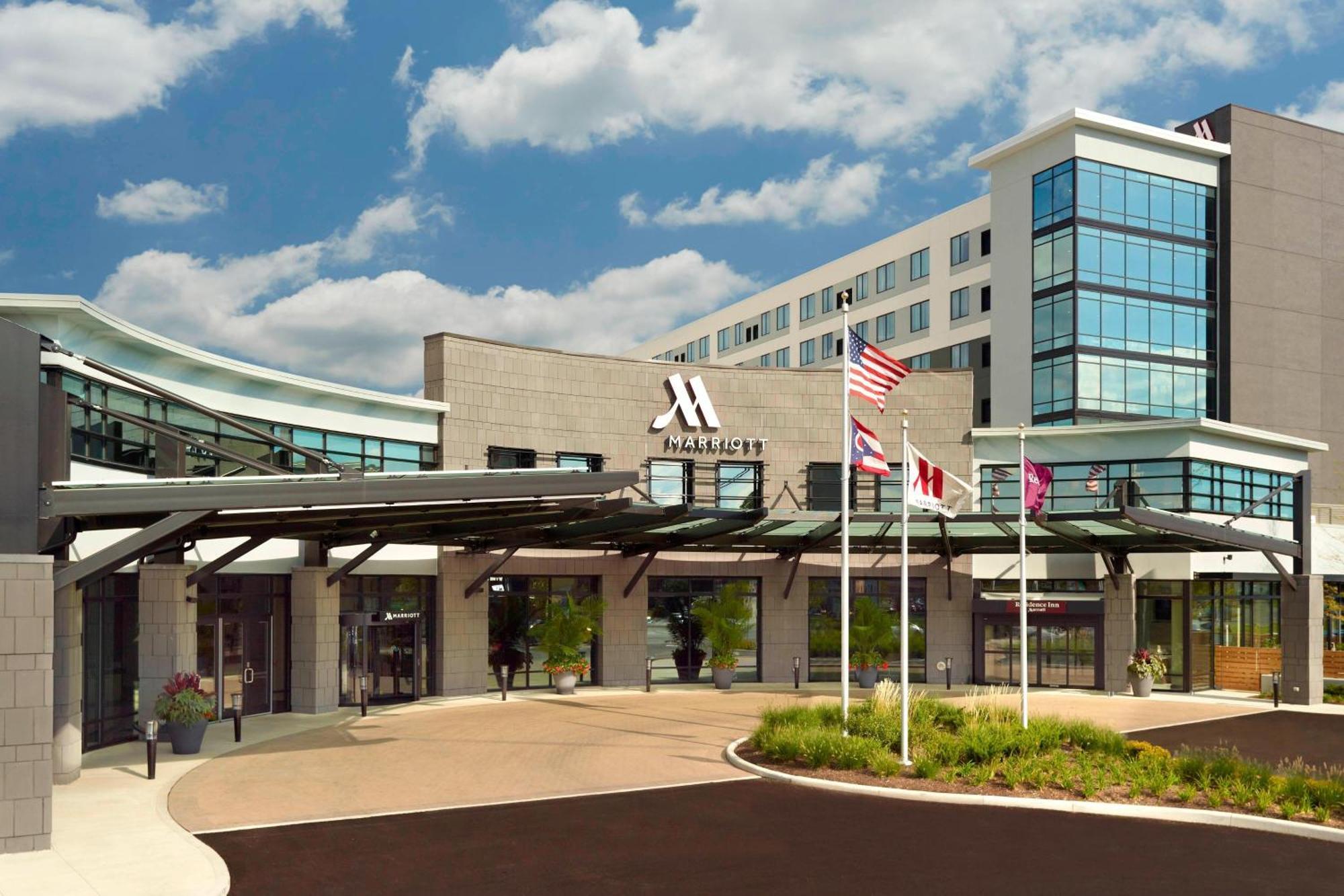 Отель Marriott Columbus Osu Экстерьер фото