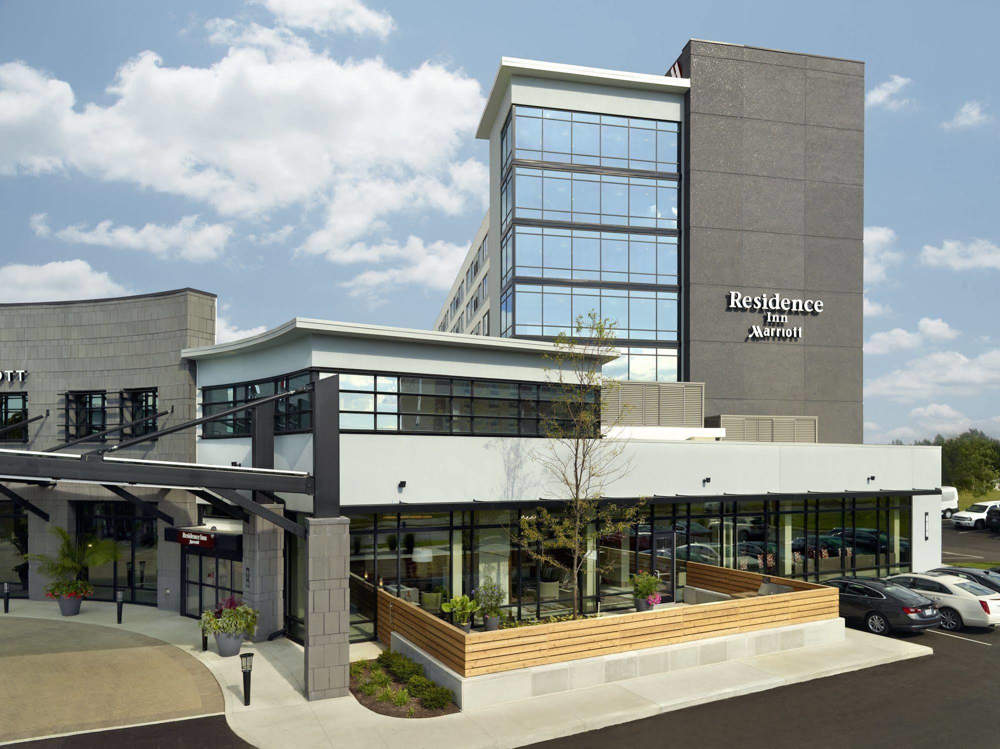 Отель Marriott Columbus Osu Экстерьер фото
