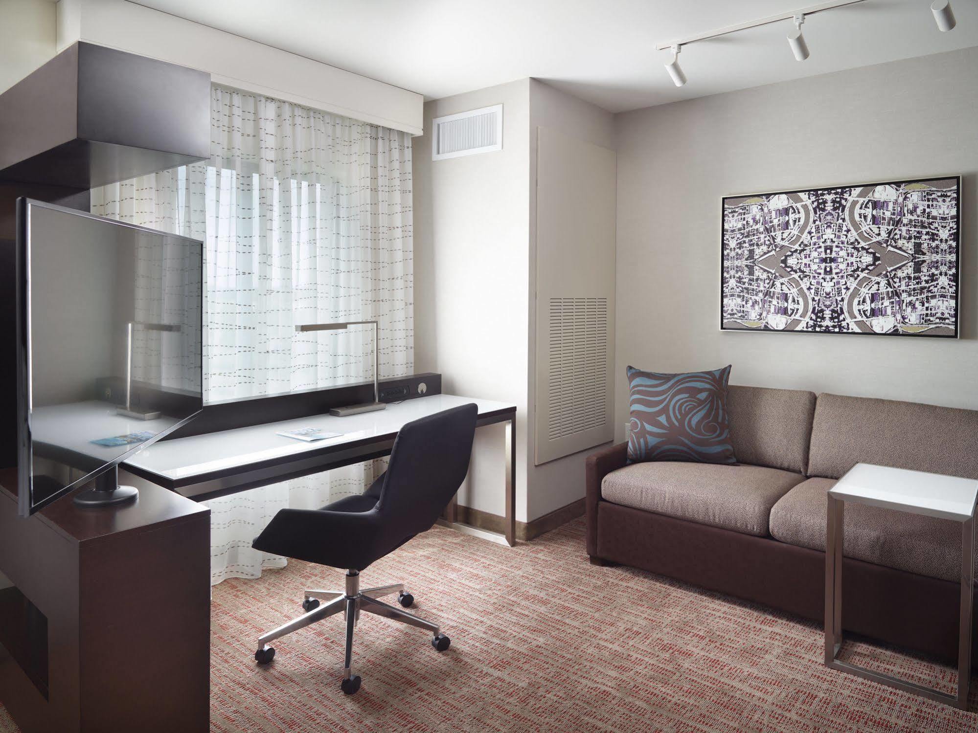 Отель Marriott Columbus Osu Экстерьер фото