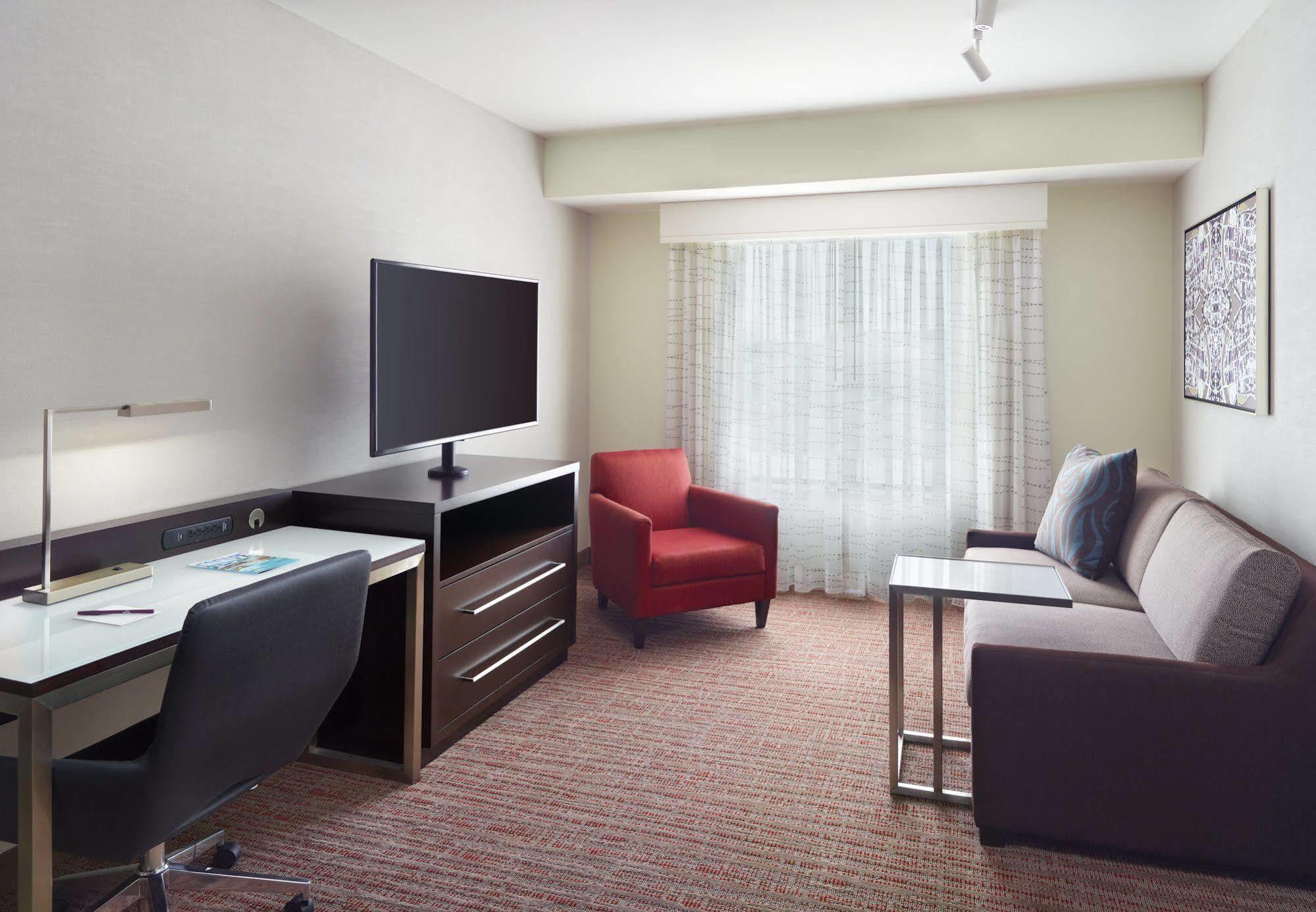 Отель Marriott Columbus Osu Экстерьер фото